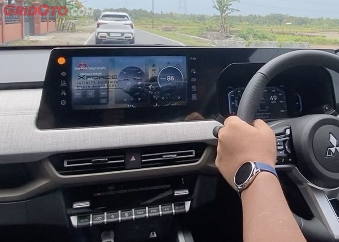 Head unit Mitsubishi Xforce 