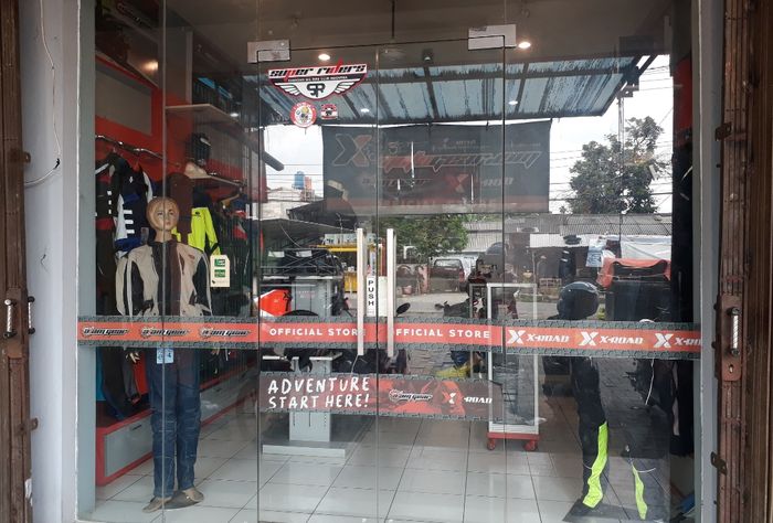 Official store A1AM Gear dan X-Road di Cinere, Depok
