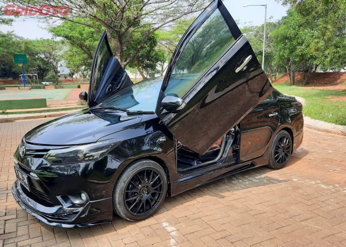 Atas Permintaan Khusus Modif Vios Limo Eks Taksi Bisa Makin Oke Pakai Pintu Gunting Segala Semua Halaman Gridoto Com