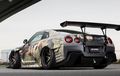 Tongkrongan Nissan GT-R Tatoan Ini Kandas Akibat Pasang Airsus dan Pelek 20 Inci