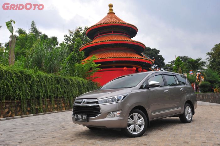 Toyota Kijang Innova Reborn 