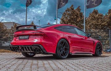 Audi RS7 Sportback Tampil Sangar, Bodi Bertabur Karbon, Tenaga 725 DK -  GridOto.com