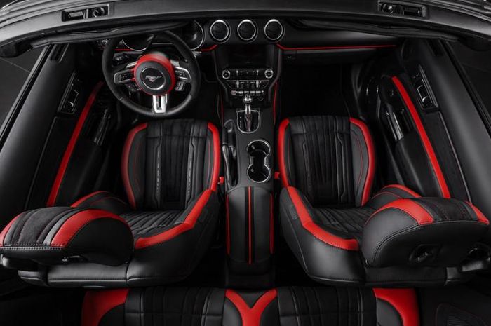 Carlex Bikin Kabin Ford Mustang GT Makin Sporty Dengan Warna Berani -  GridOto.com