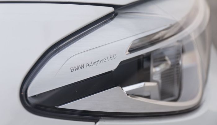 BMW 630i GT Luxury Line sudah didukung BMW Adaptibe LED