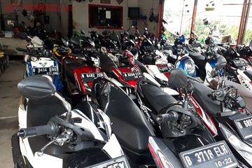 Showroom Jual Beli Motor  Bekas  Di Bekasi 