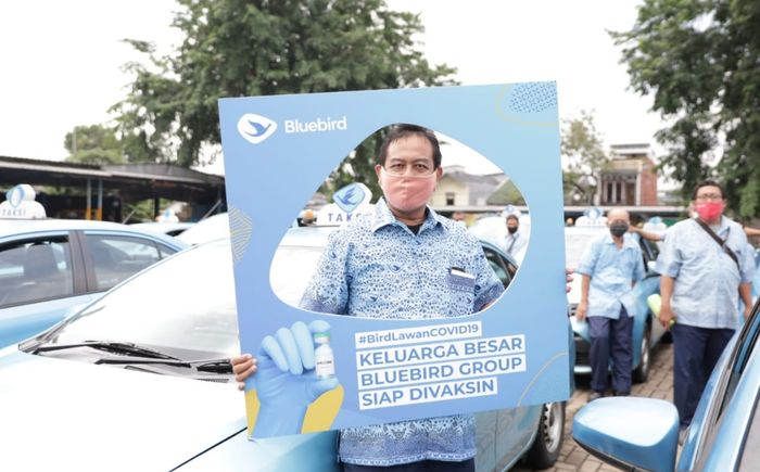 Ilustrasi. Program vaksinasi untuk pengemudi Bluebird Group