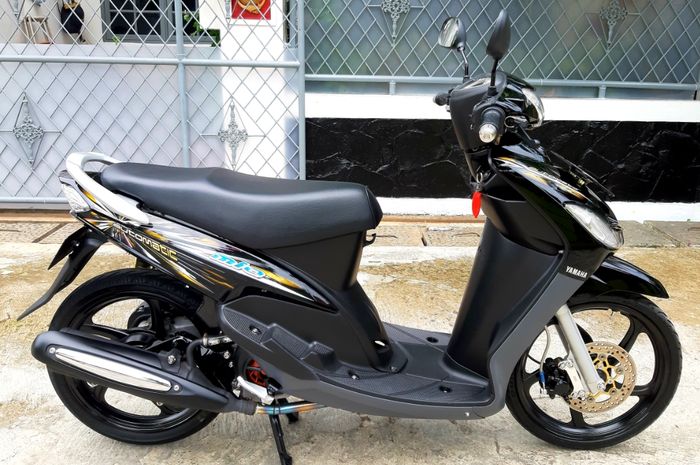 Yamaha Mio Smile full restorasi dengan modfikasi minimalis laku Rp 20 juta