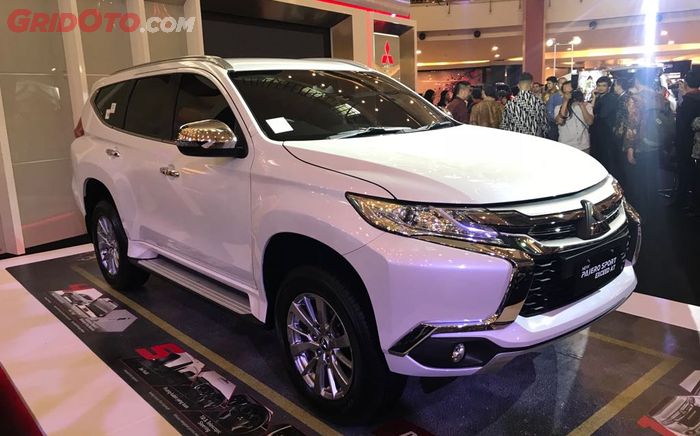 Pajero Sport Exceed 4x2 AT