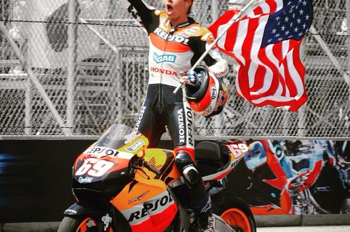 Nicky Hayden meraih kejayaannya di MotoGP bersama tim Repsol Honda, juara dunia pada 2006