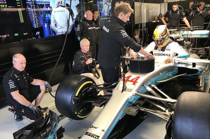 Lewis Hamilton tempati posisi kedua tercepat latihan bebas ketiga GP F1 Meksiko 2017