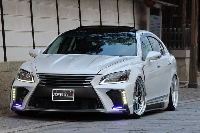 Lexus LS460 bedahan  Blackpearl