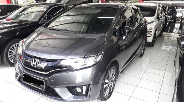 Salah satu mobil yang di jual di Allison Automobile