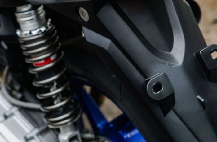 Honda BeAT pasang sokbreker belakang RCB non tabung