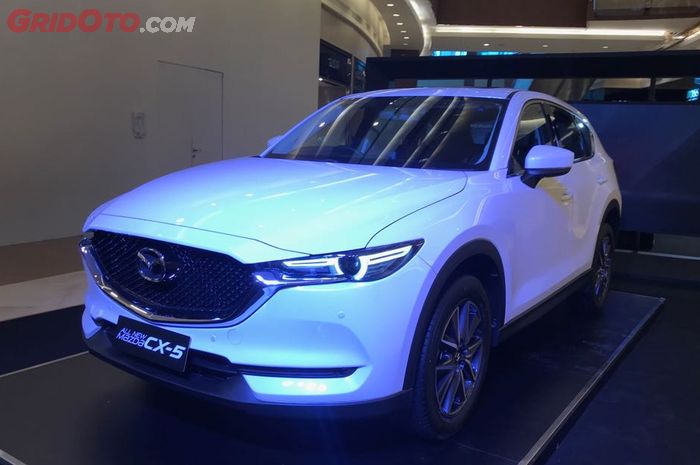 Mazda Cx 5 Touring Lebih Murah Namun Memiliki Fitur Tak Kalah Menarik Gridoto Com