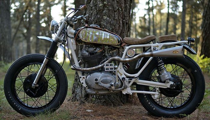 Ducati Road 350 custom hasil garapan El Solitario