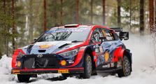 Tekuk Pereli Toyota, Thierry Neuville Kuasai Hari Pertama Reli Swedia 2022