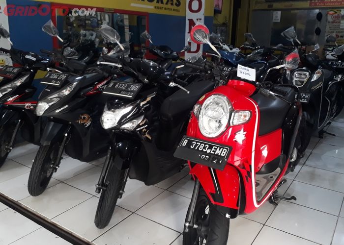 Harga Bekas Honda Beat 2015 Rp 8 Jutaan Vario 150 2019 Rp 17 Jutaan Gridoto Com