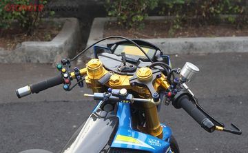 Suzuki Satria F150 Pakai Sok Kebalik Lengan Ayun Ban Lebar Jadi Bebek Gp Gridoto Com