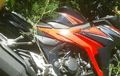 Loh! Ada Honda CBR150R Tak Bertuan Tergeletak Di Semak-semak, Tanpa Pelat Nomor dan Kondisi Masih Kinclong