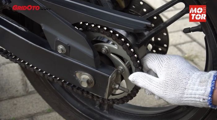 Ilustrasi rantai motor