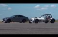 Video Balap Mercedes-AMG E63 vs Mobil Bermesin Ganda ZX-10R, Siapa Menang?