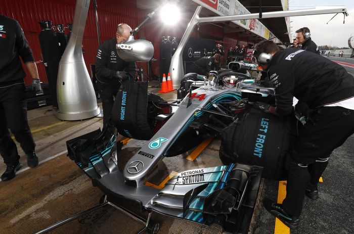 Tercepat pada tes hari terakhir, Lewis Hamilton mengaku memiliki perasaan positif