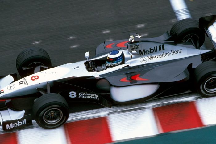 Mika Hakkinen juara dunia F1 1998 bersama tim McLaren-Mercedes