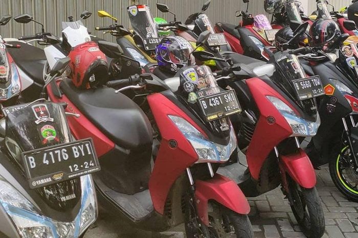 Yamaha Lexi milik anggota YLCJ yang terparkir