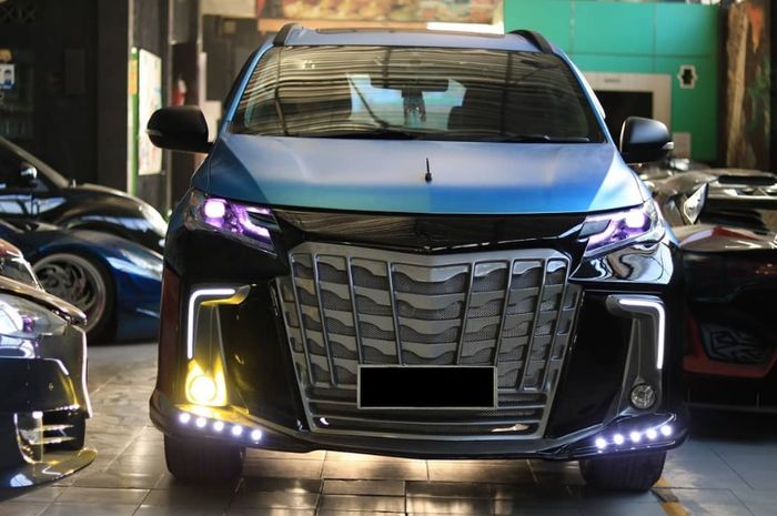 Modifikasi Mitusbishi Pajero Sport pakai muka Alphard