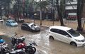 NIh! Sembilan Hal Harus Diperhatikan Ketika Mobil Menerjang Banjir