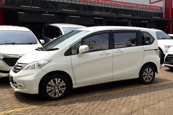 Spesifikasi dan kisaran harga Honda Freed tahun 2013 seken
