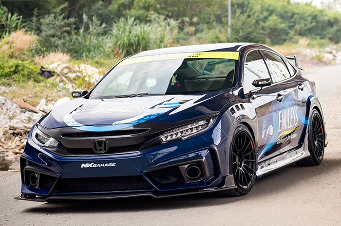Modifikasi Honda Civic Turbo kreasi Seibon, Thailand ini pancarkan aura racing