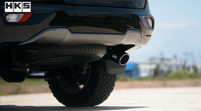 Knalpot HKS Legamax Thailand terpasang di Isuzu MU-X baru