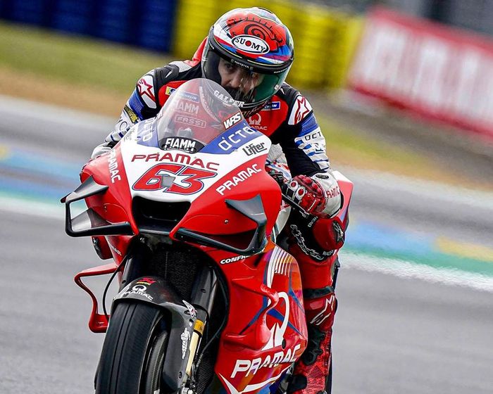 Francesco Bagnaia perkirakan ada yang salah dengan settingan Ducati GP20 yang ia tunggangi.