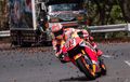 Cornering Mahal Nih, Ini Gaya Marc Marquez Rebah Di Pegunungan Jepang