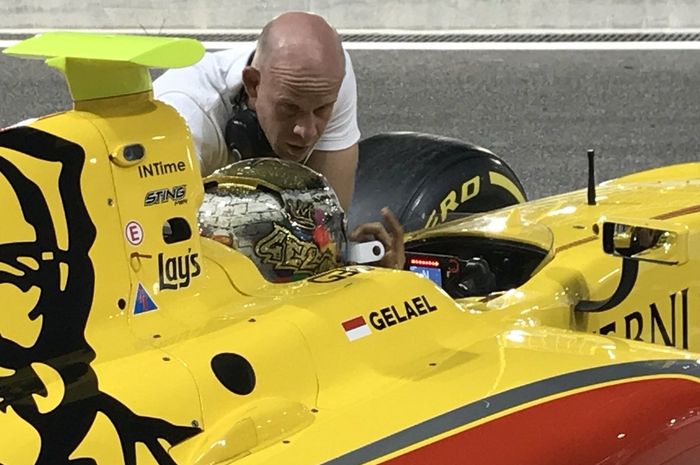 Sean Gelael saat persiapan menjelang kualifikasi F2 Abu Dhabi hari Jumat (24/11/2017)