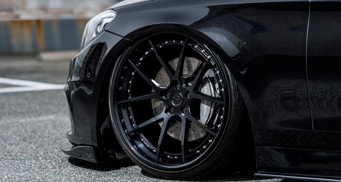 Pelek ukuran 22 inci lansiran dari Aimgain GIIM Forged