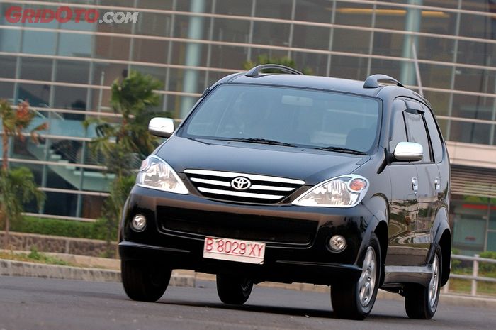 Harga Toyota Avanza 2005 bekas