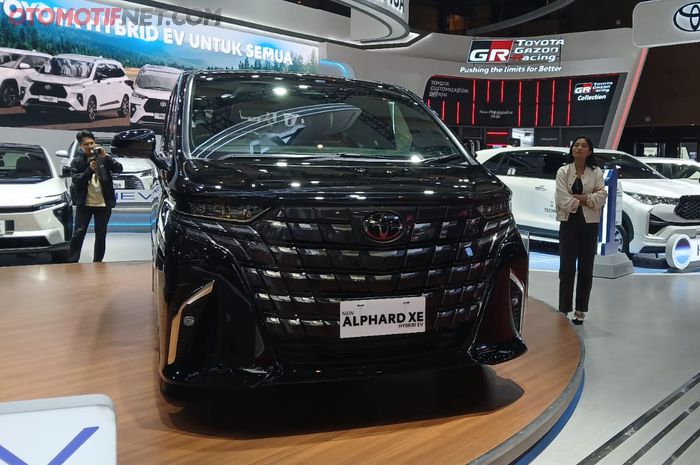 Kisaran harga Toyota Alphard XE Bensin CVT tahun 2026.
