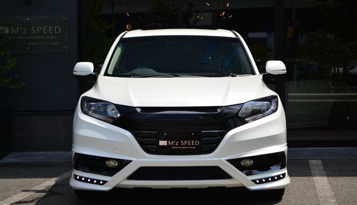 Tampilan depan Honda HR-V bergaya sporty hasil garapan M'z Speed