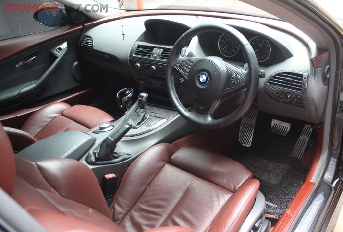 Interior BMW 645Ci juga pakai part OEM M6