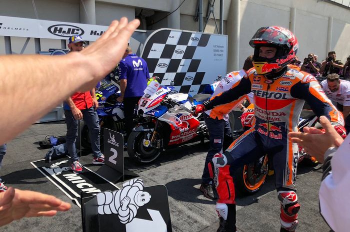 Ekspresi Marc Marquez di parc ferme