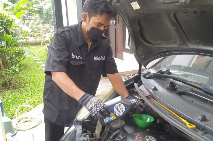 ExxonMobil dan Brum.id tawarkan jasa layanan ganti oli dan servis ke rumah
