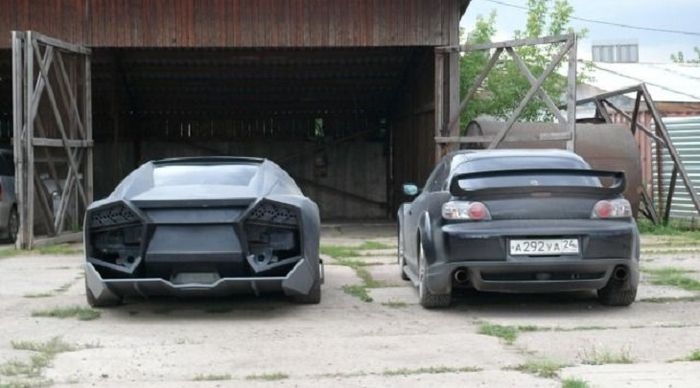 Tampilan belakang Mitsubishi GTO maksa jadi Lamborghini Reventon