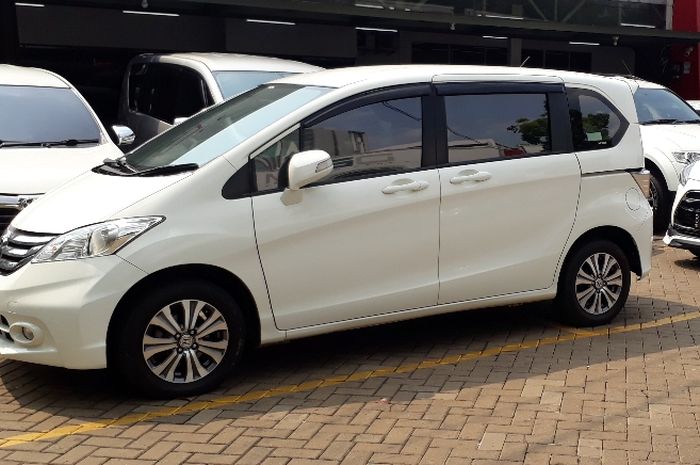 Honda Freed Bekas