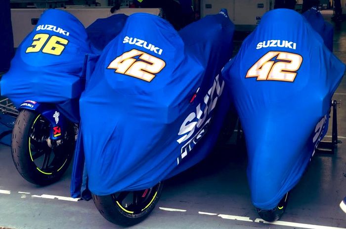 Suzuki GSX-RR milik Joan Mir (#36) dan Alex Rins (#42) siap membawa pembalap tim Suzuki ini balapan di luar benua Eropa