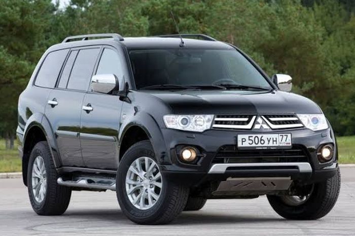 Spesifikasi dan kisaran harga  Mitsubishi Pajero Sport Diesel tahun 2015 seken
