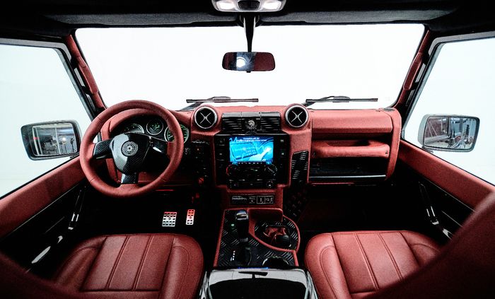 Tampilan kabin mewah Land Rover Defender besutan Ares Design
