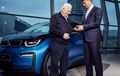 Pecah Telor, Kakek Ini Mendapatkan Mobil Listrik BMW i3 yang ke-100 Ribu