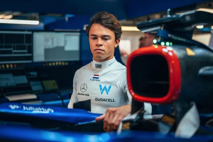 Setelah memulai debutnya di balap F1 bersama tim Williams pada F1 Italia 2022, Nyck de Vries akan balapan satu musim penuh bersama tim AlphaTauri tahun 2023
